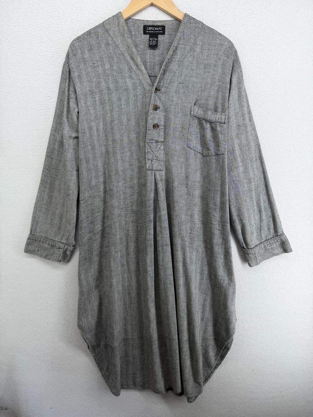 DIPLOMAT Night Shirt Mens L-XL Herringbone Flannel Pajama Lounge Cotton Gray